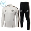 Dječji Manchester City Sweatshirt Za Trening Četvrt Zip 2026-27 Siva Dječji Manchester City Sweatshirt Za Trening Četvrt Zip 2026-27 Siva